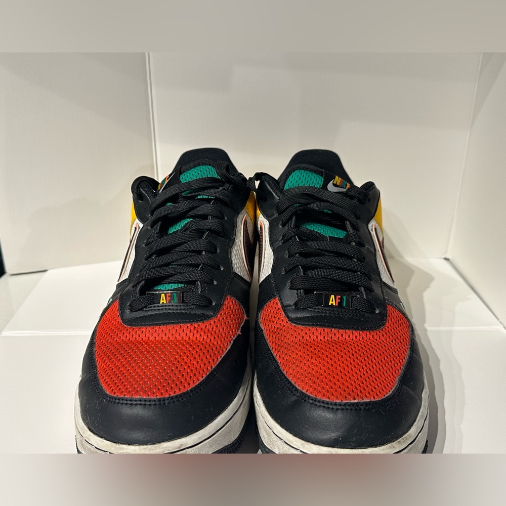 Nike Air Force 1 - Men Size 10 (limited version)